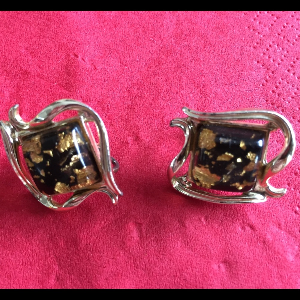 Vintage Coro clip on earrings #014